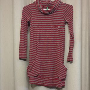 United Colors Of Benetton Red and Gray Striped Top